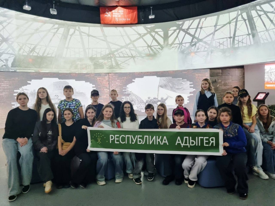 Культурно-просветительская поездка ансамбля «Иван-да-Марья» в Санкт-Петербург в рамках национального проекта «Семья»